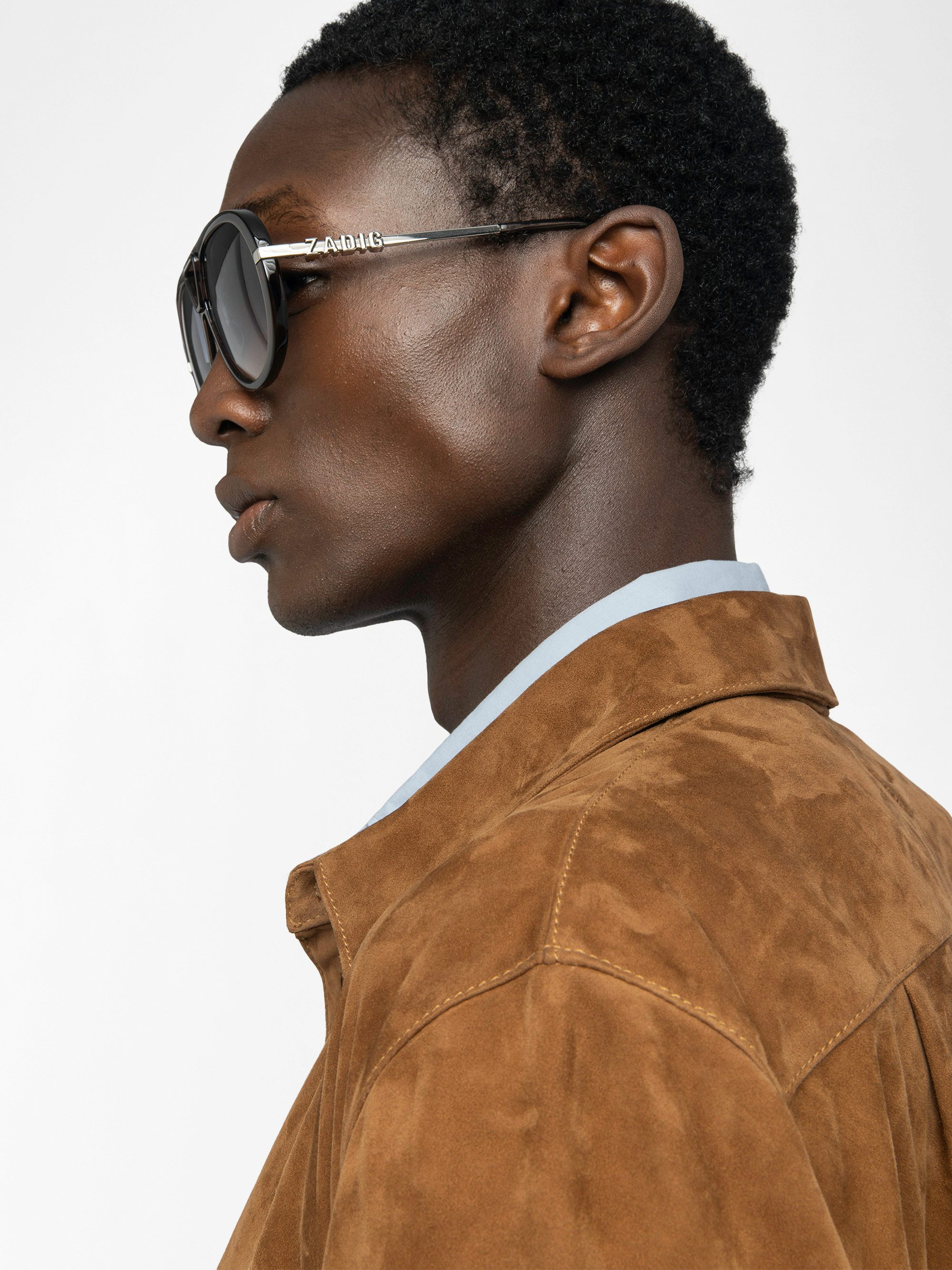 Sergy Suede Shirt - Lightweight suede shirt with flap pockets and button fastening.